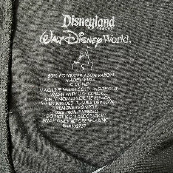 Disneyland Resort Walt Disney World Epcot World Showcase Minnie Mouse Blouse Sml - Picture 6 of 8